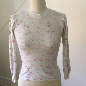 LONG SLEEVE THERMAL WHITE WITH PINK FLOWER PRINT